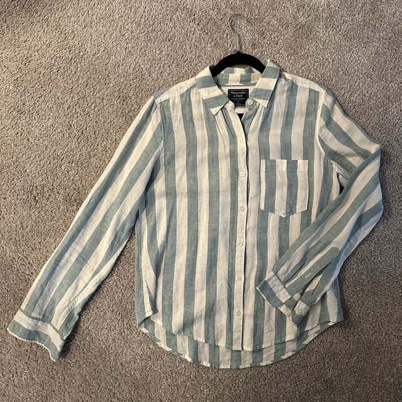 Abercrombie&Fitch - striped green &white button down - S - Picture 7 of 7